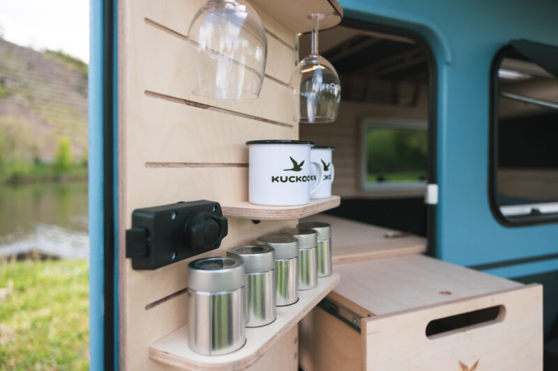 Emaille Camper Tasse mit Kuckoo Camper Logo – Bild 2